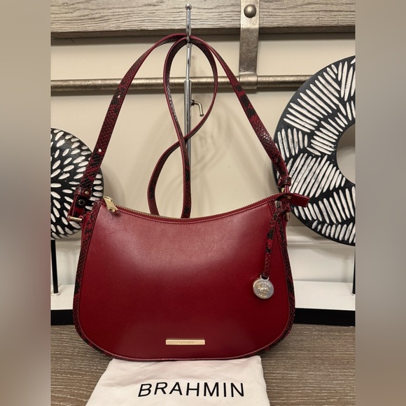 Brahmin Red Leather crossbody bag. - Picture 3 of 16